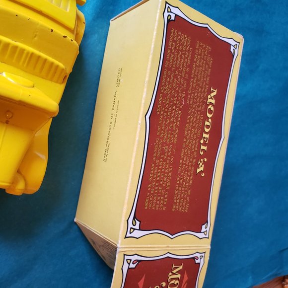 Vintage avon yellow after shave bottle - Picture 3 of 5